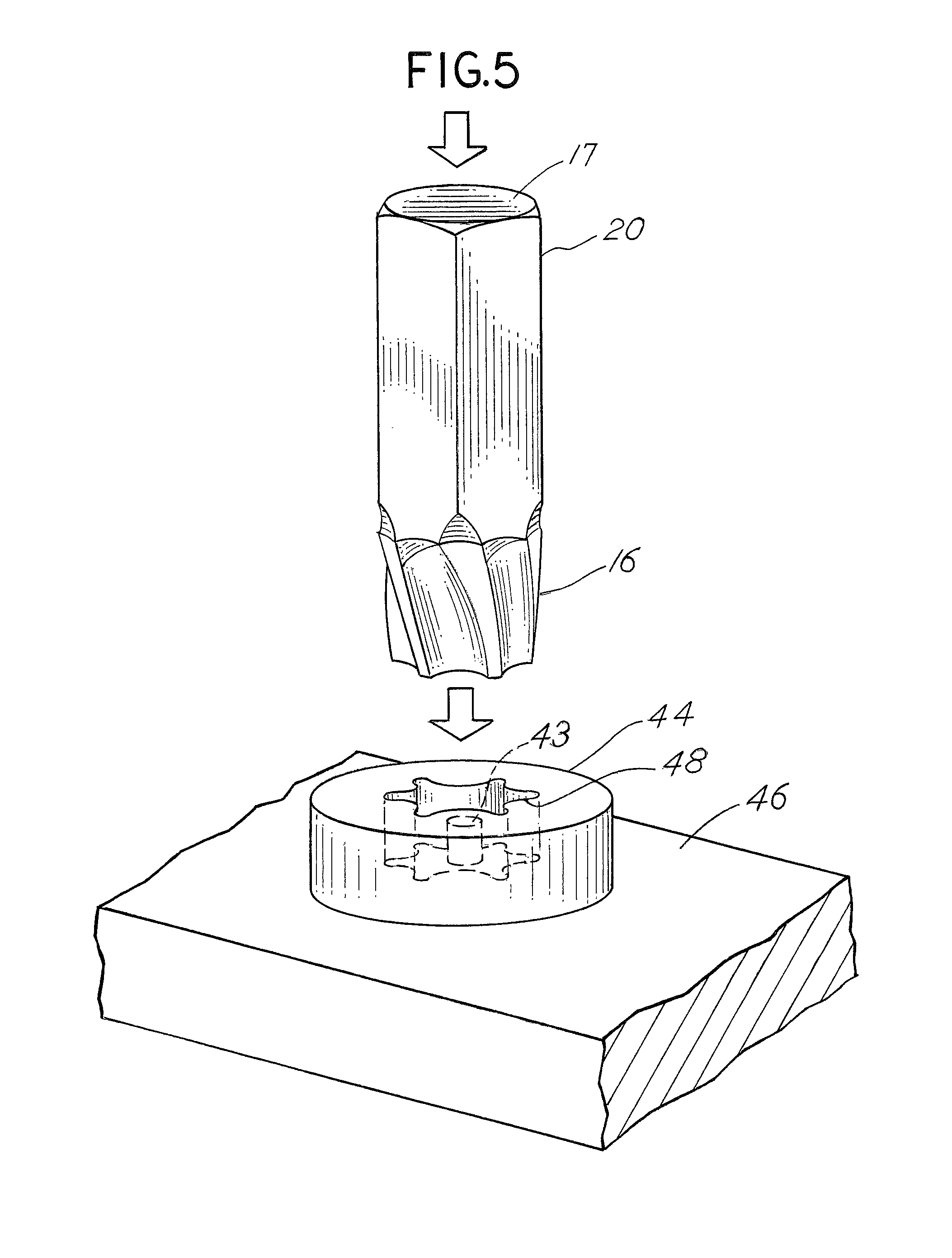 Extractor tool and extractor tool kit