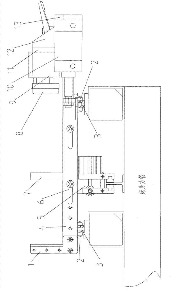 Double-clamping mechanism of machining center