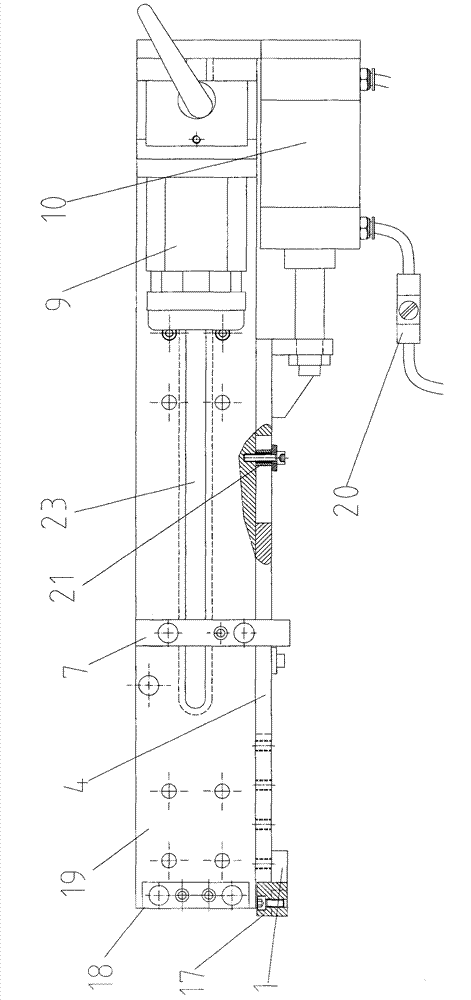 Double-clamping mechanism of machining center