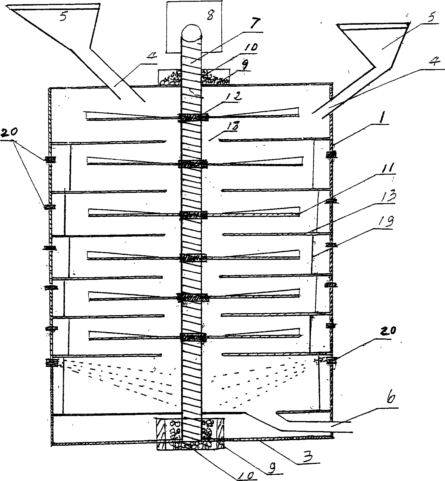 Apparatus for producing coal-water fluid or oil-coal fluid and production method thereof