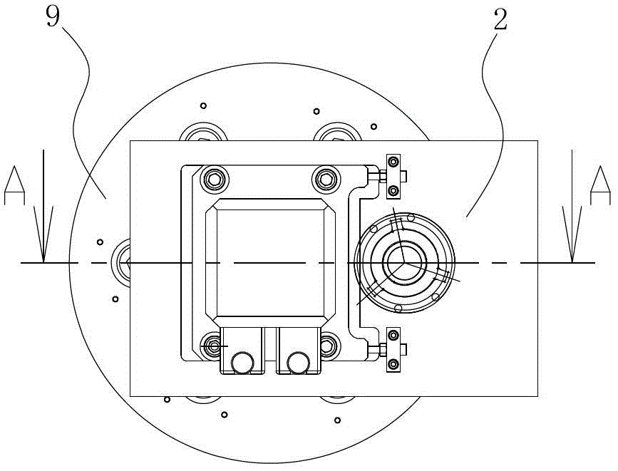 Automatic turret-type nozzle replacing device of laser cutting machine