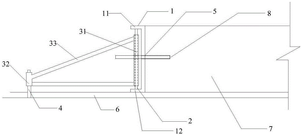 Concrete side mold and mold support method thereof