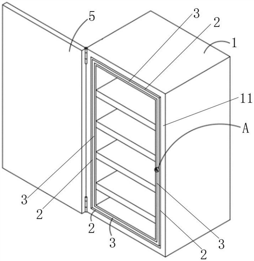 A server cabinet and its easily disassembled and assembled noise reduction structure