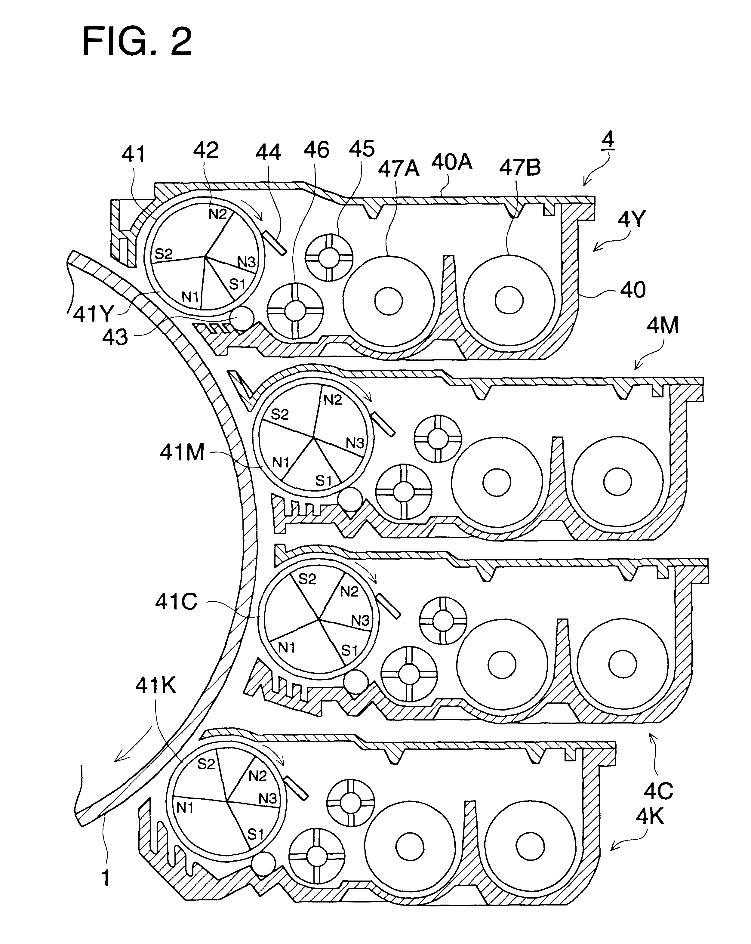 Image forming apparatus using an asymmetric wave pattern of developing bias voltage
