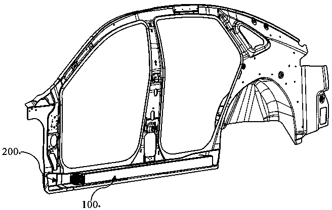 Regular polygonal constant-cross-section anti-bumping structure applied to composite material vehicle threshold