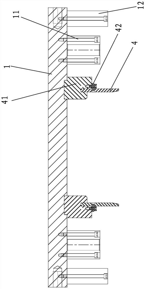 Hot-press forming die for panel of large cabinet air conditioner