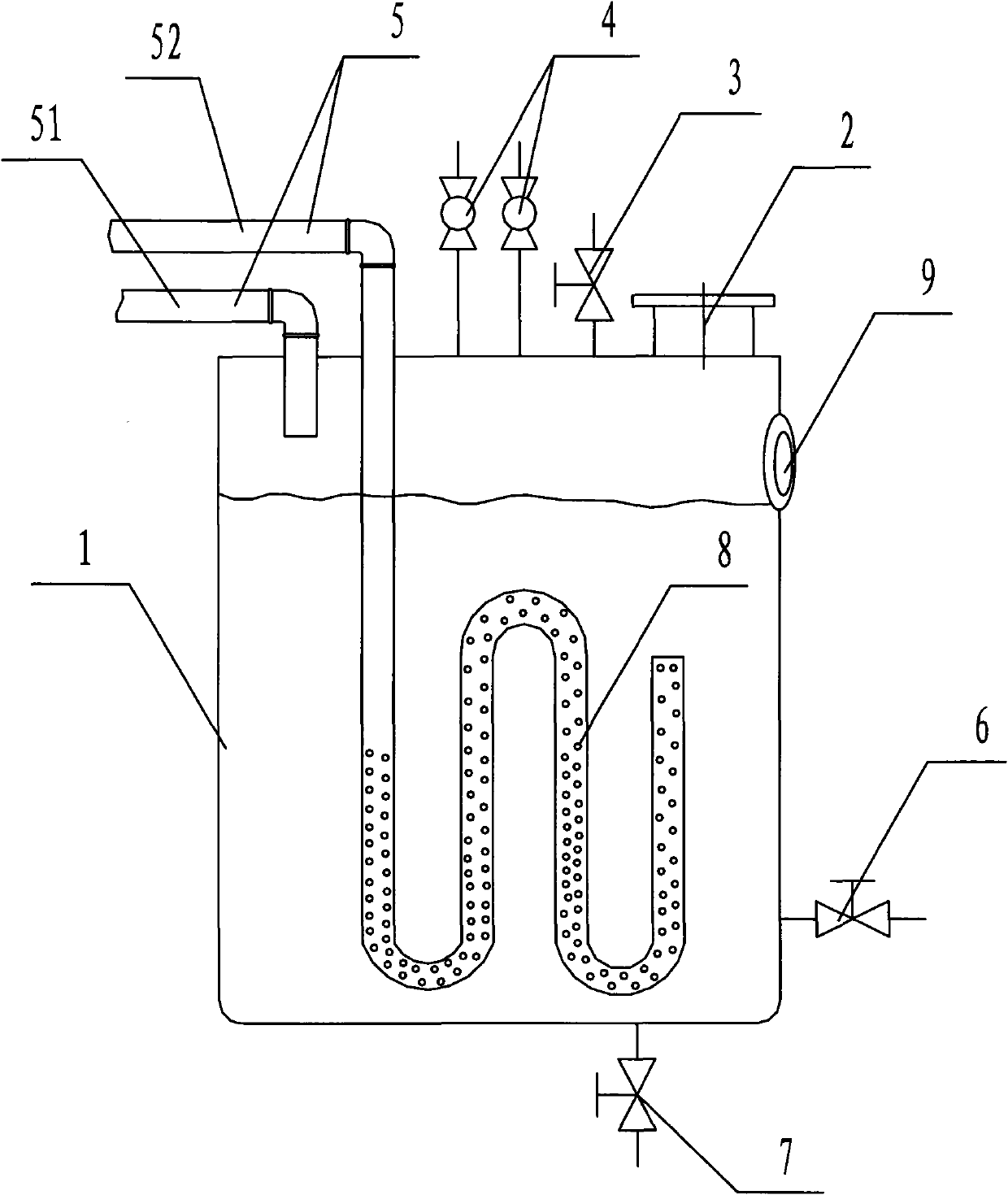 Oxygen-containing aerated water as well as method and special equipment for preparing same