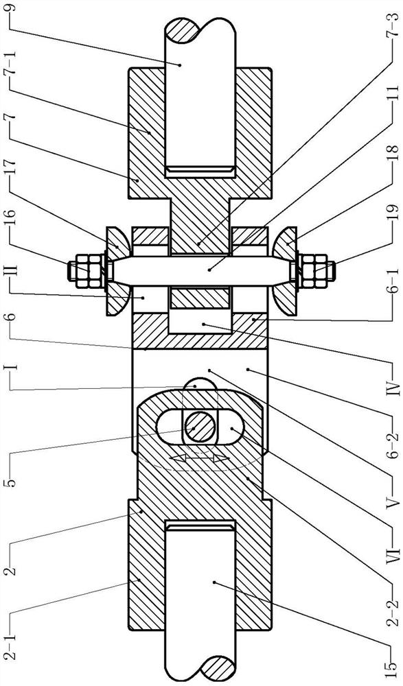 A self-aligning axial telescopic coupling