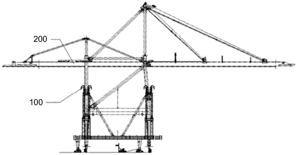 Lifting shifting device for large-scale bridge crane and shifting method