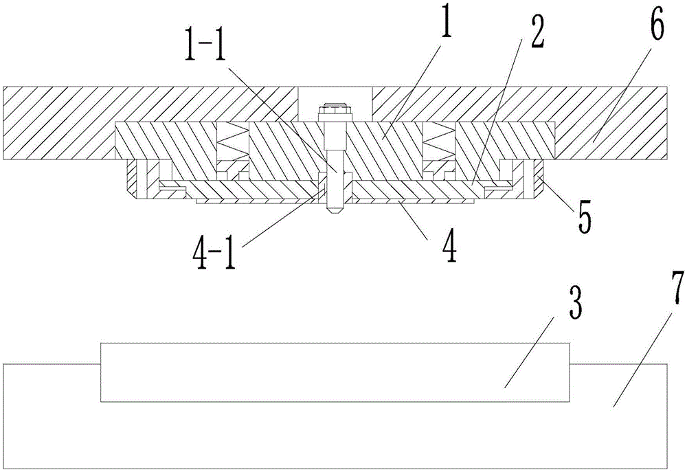 Blanking die for sheet part with high-precision axle hole