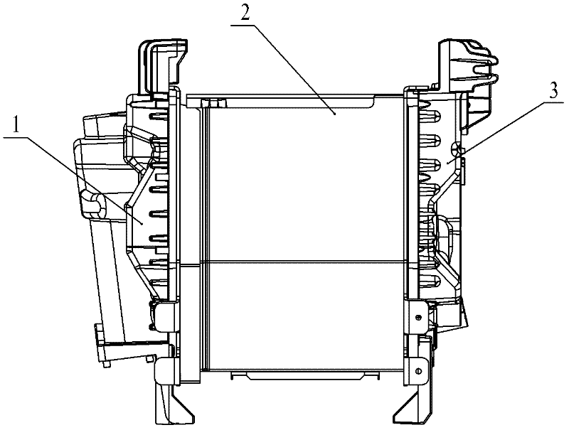 Water passage circulation structure for condensing heat exchanger