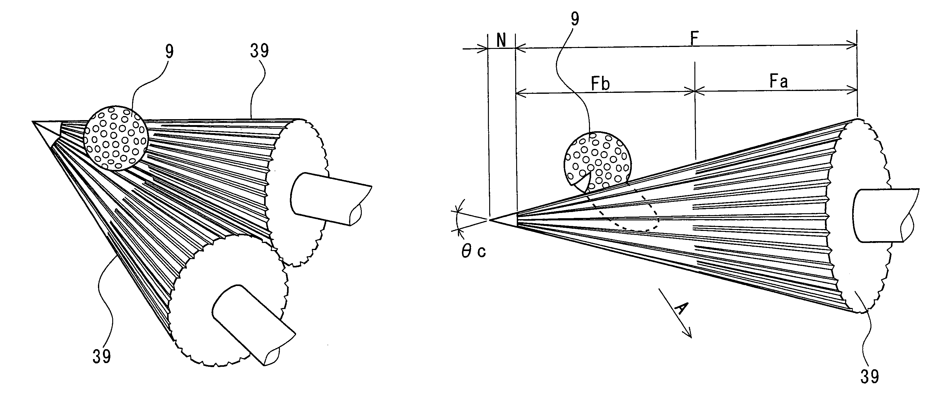 Apparatus for removing cover of golf ball from core