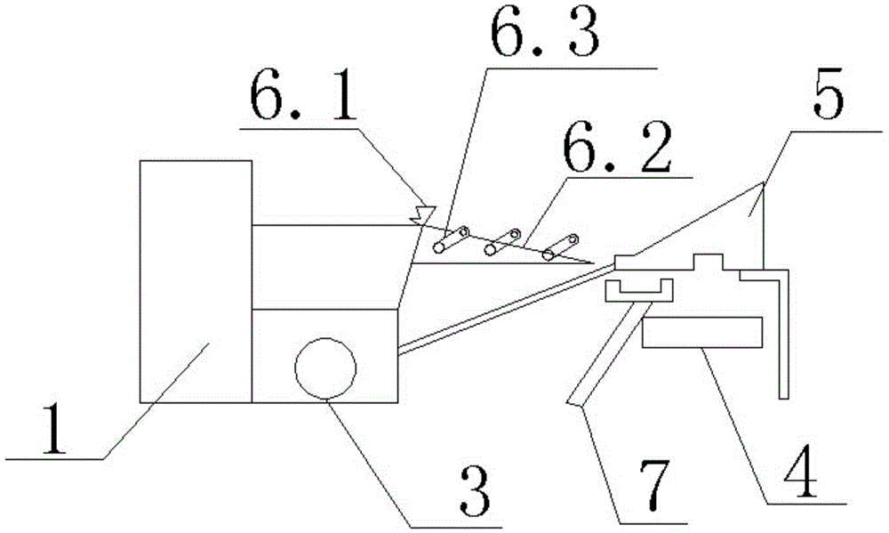 Multi-head saw for cutting warming pipe