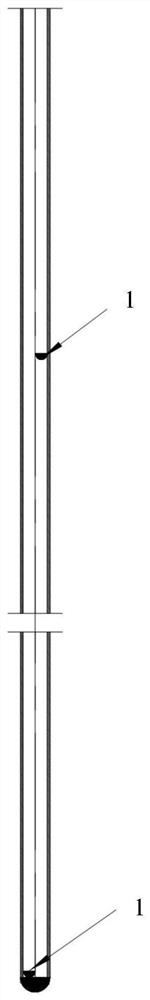 Sensor for measuring temperature in oil pipe