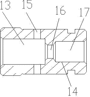Overload protective valve and overload valve comprising same