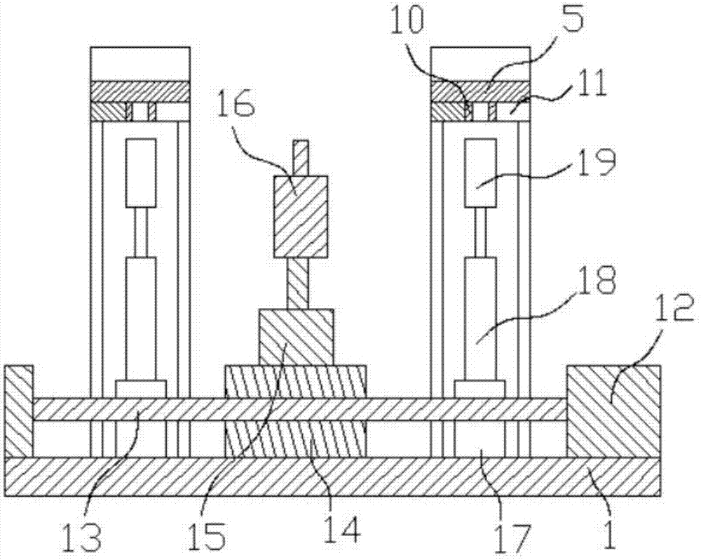 Double-layer metal pin assembling machine for plug