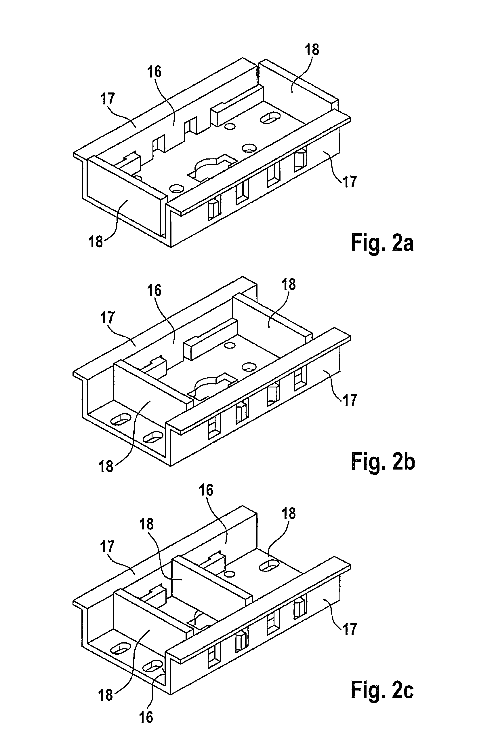 Busbar adapter comprising a mounting rail for attaching a switching device