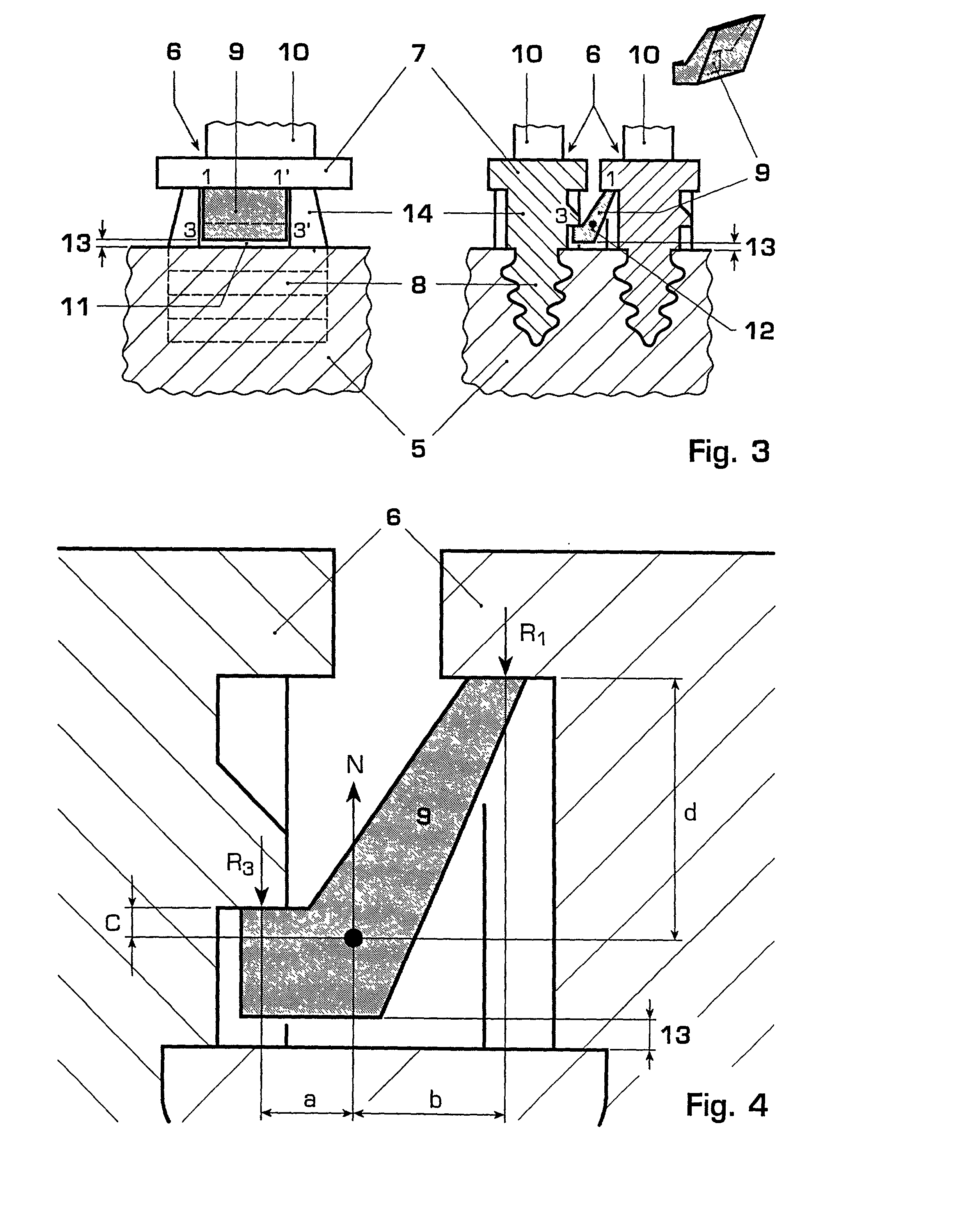 Blade assembly with damping elements