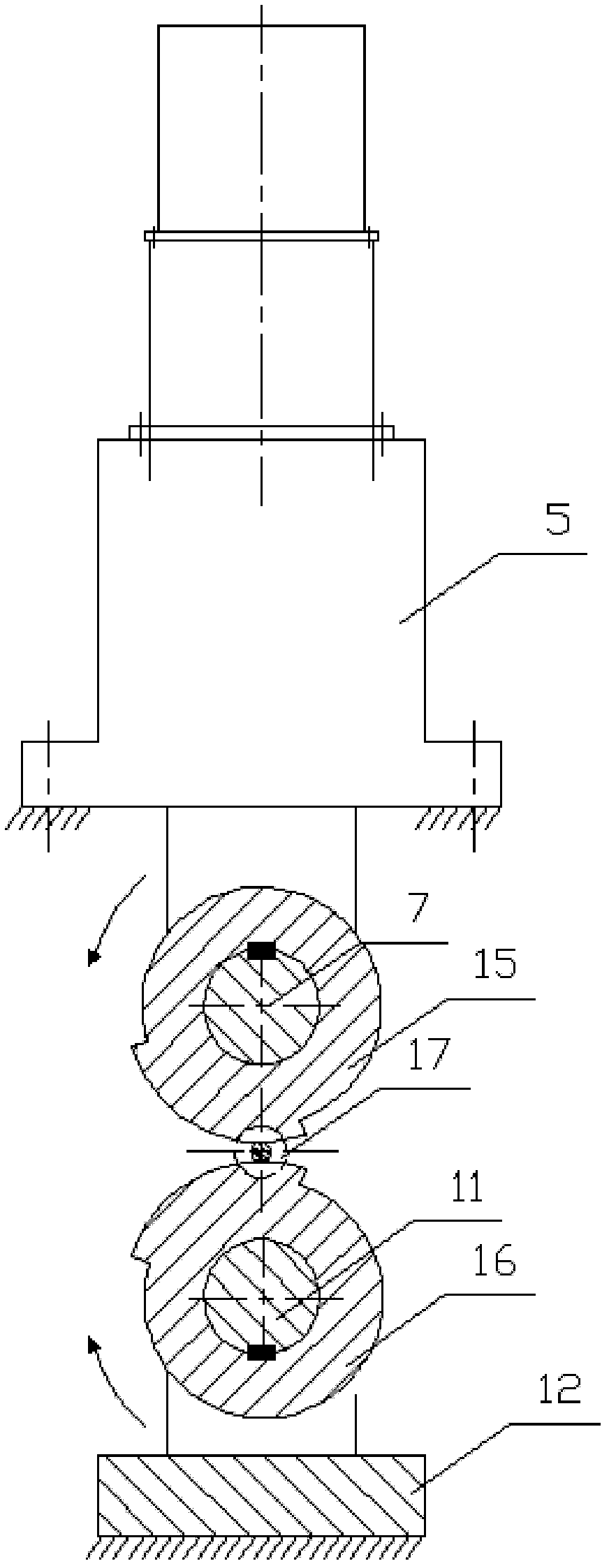 Alternating-current direct-drive servo device for main transmission and two-roller radial spacing adjustment