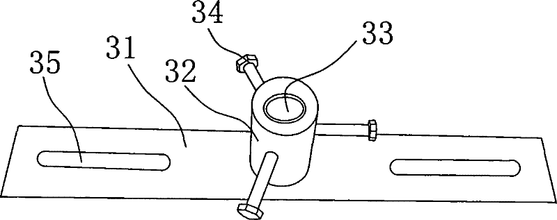 Opening device of front cover of lamp