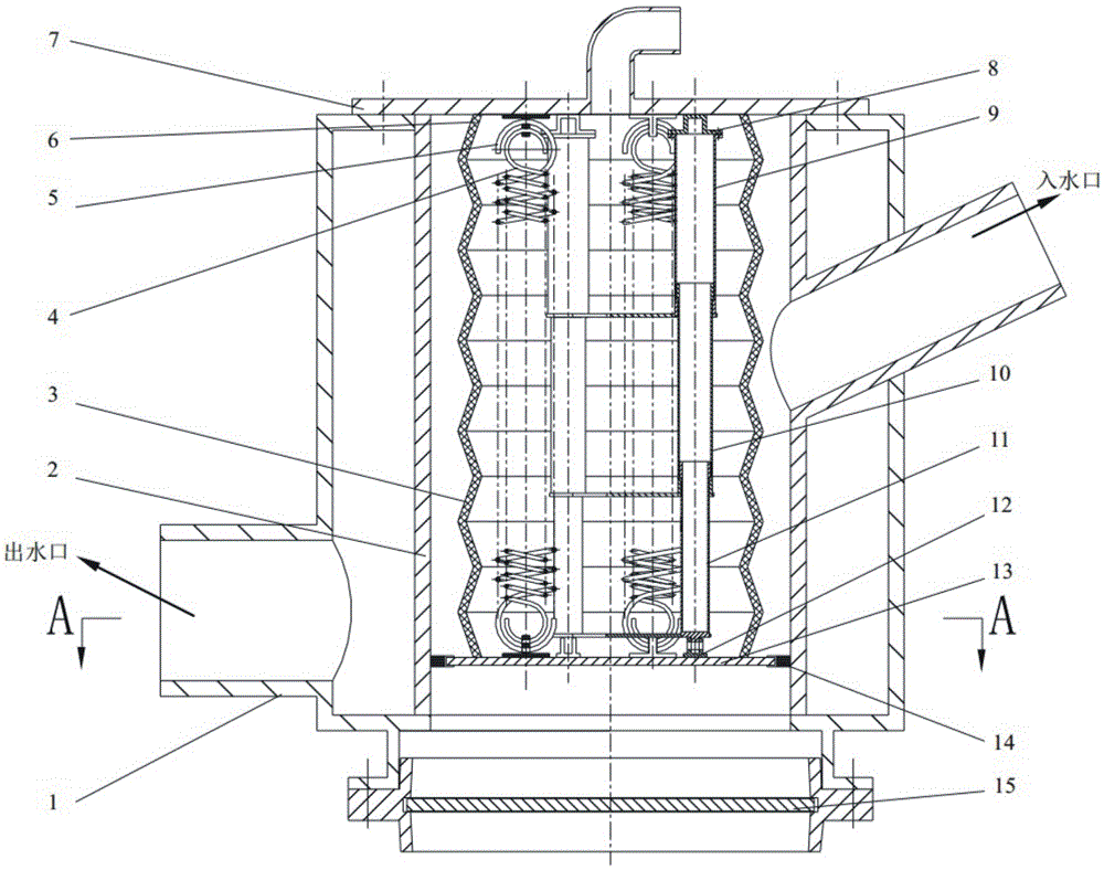 Filtering device of sewage treatment vehicle