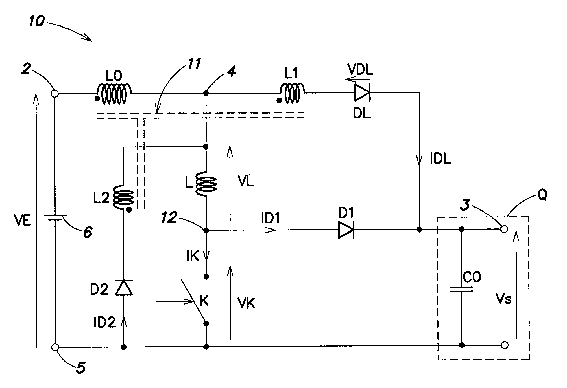 Auxiliary switching circuit for a chopping converter