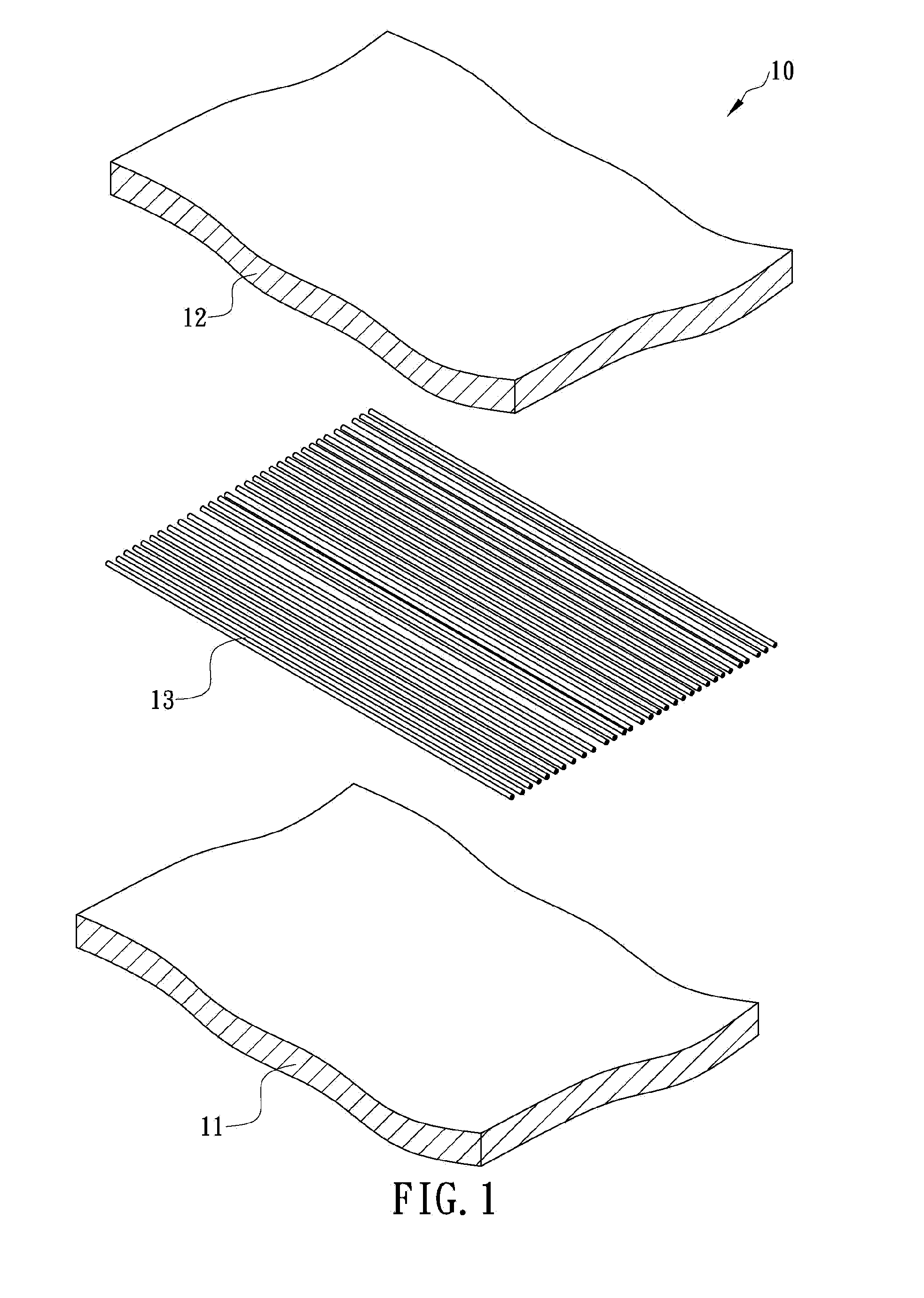 Emulated wood with pores and fibers and fabrication method thereof