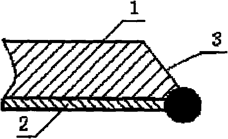 Method for welding circumferential weld between metal thin-wall clad layer and base layer of clad pipe
