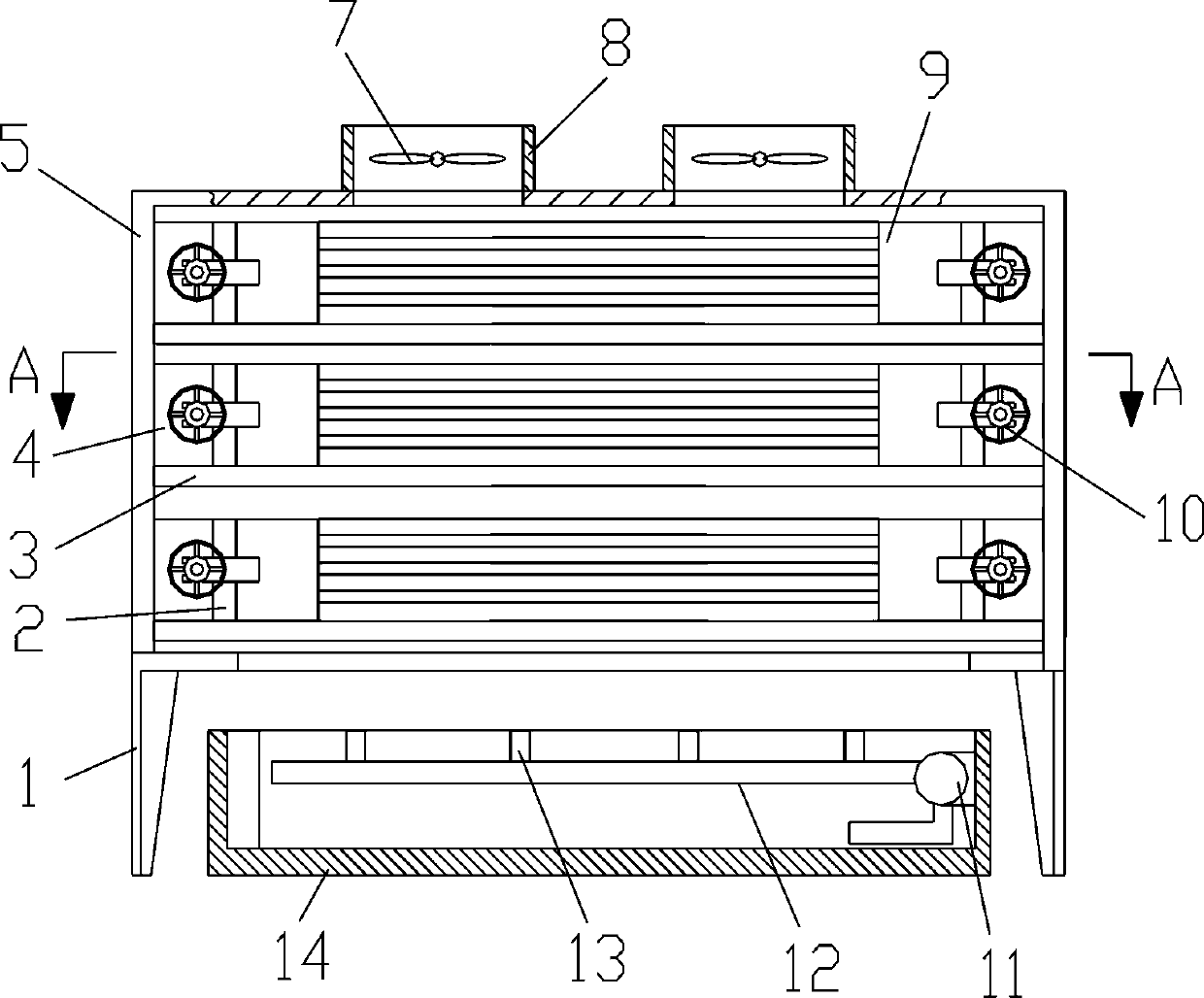 Heat exchange device for purifying industrial oil smoke