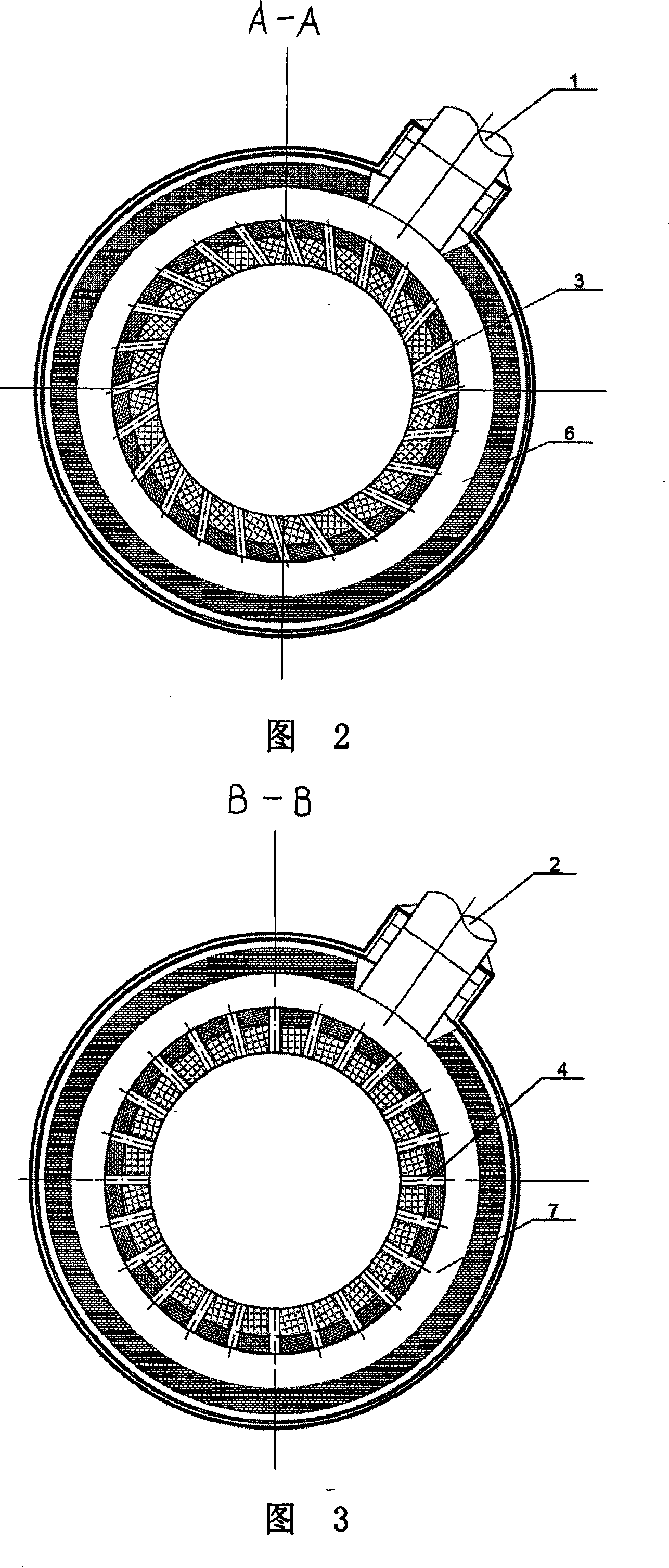 Turbulent-current long-flame top burning type hot blast stove combustor