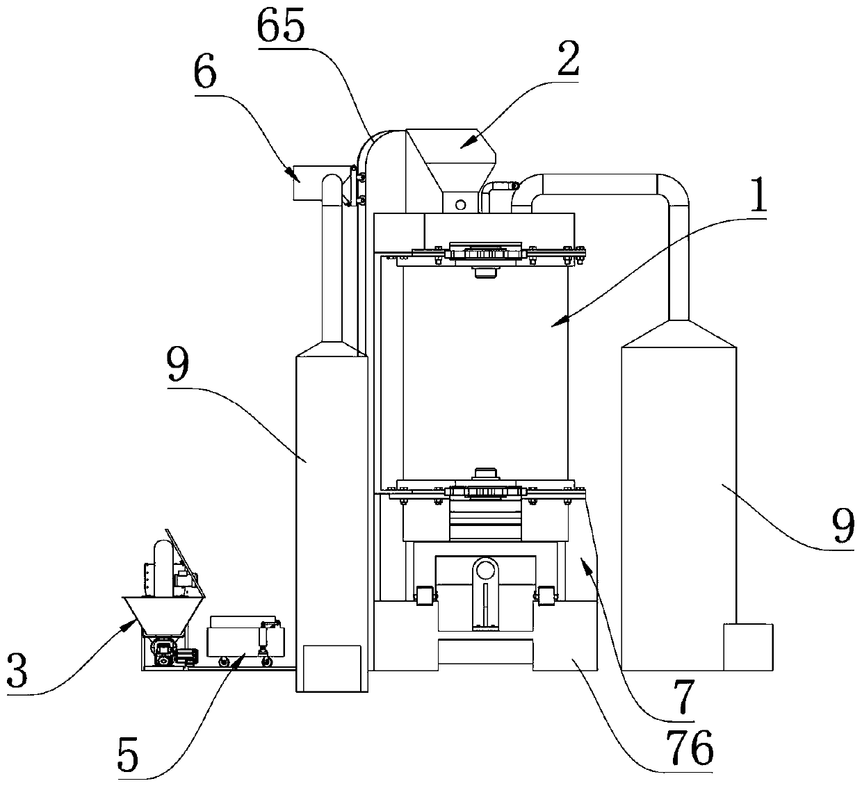 Vertical aerobic composting reactor and using method thereof