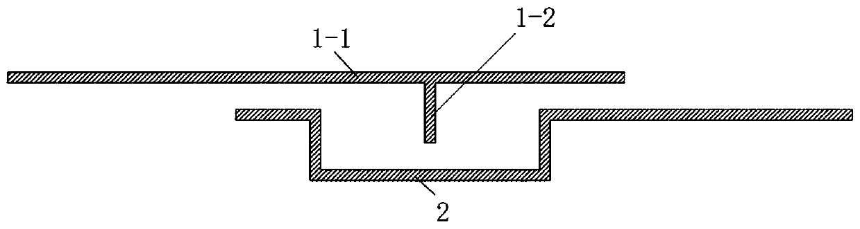 Bidirectional sliding extrusion type large-deformation waterproof deformation joint structure