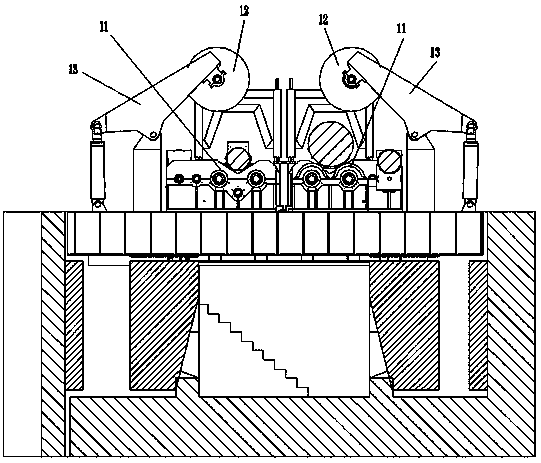 Large-diameter hot billet cutting-off device