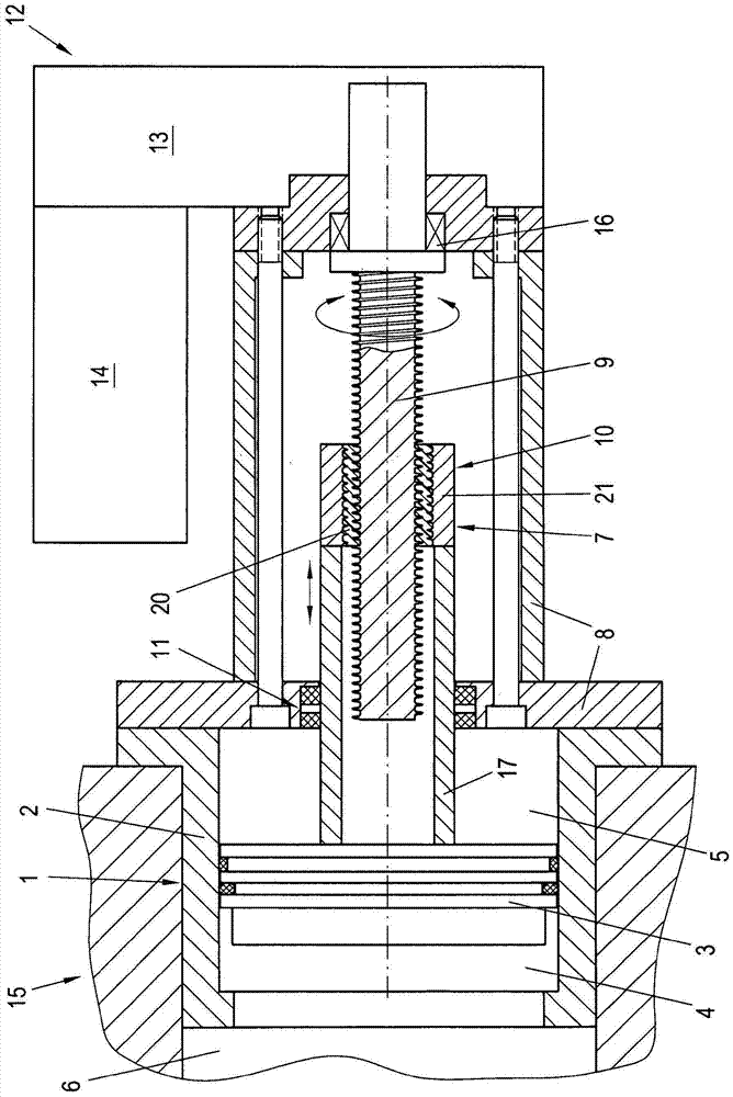 Adjusting device for adjusting pistons of variable clearance spaces in piston compressors