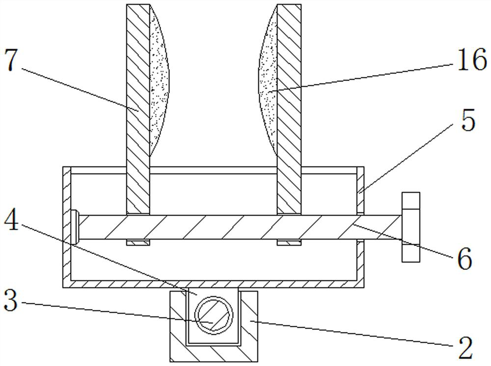 Robot assembling device with auxiliary alignment function