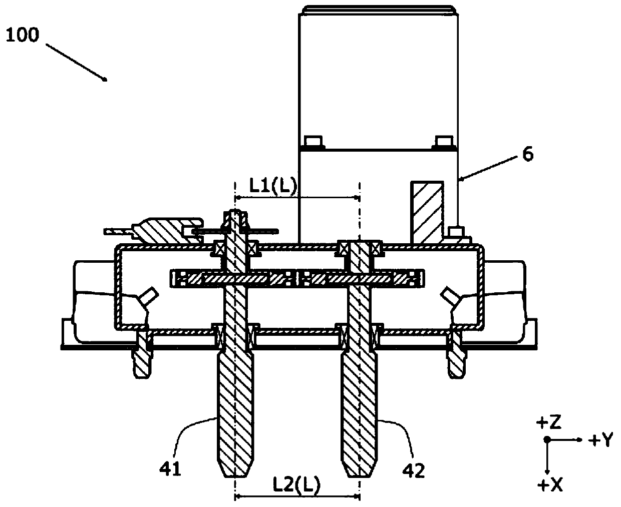 Roller for rice forming device and rice forming device