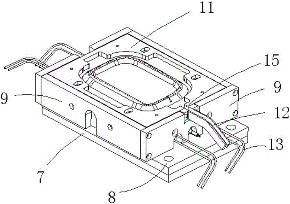 An automatic glue spraying mechanism