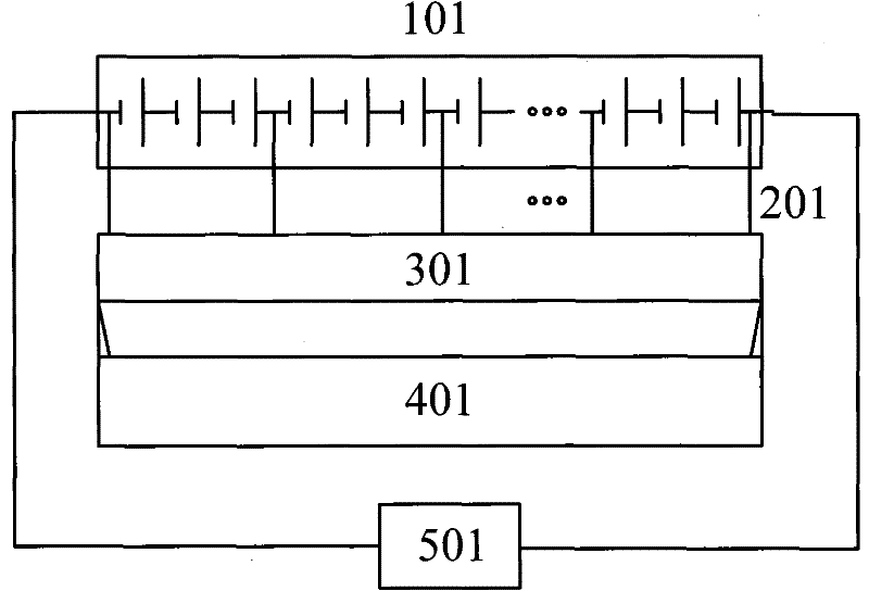 Voltage monitoring and diagnosing device and method of fuel cell stack