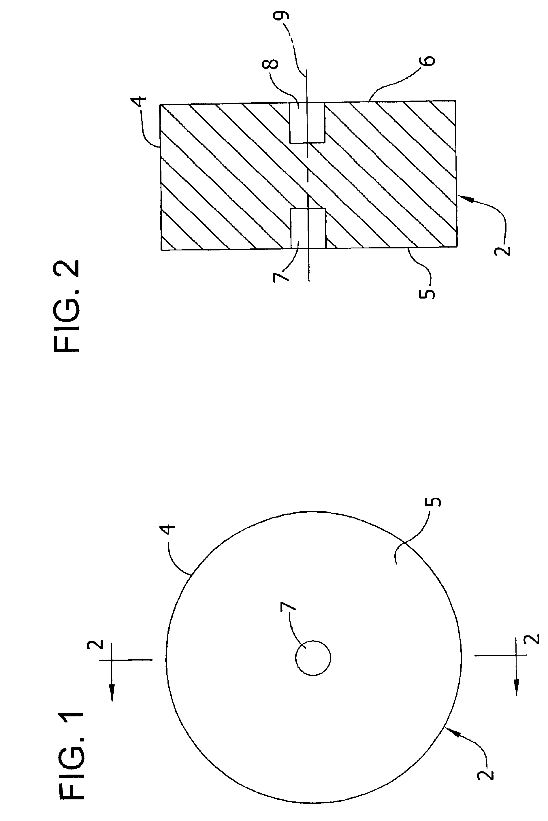Ultrasonic horn with isotropic breathing characteristics