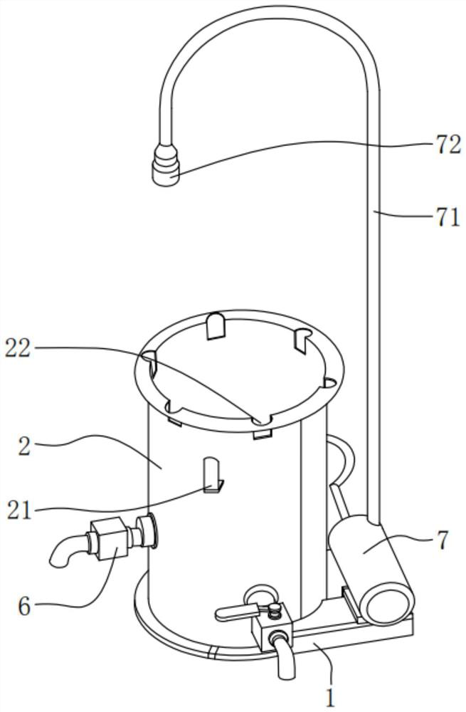 Atomizer cleaning tank with automatic cleaning function