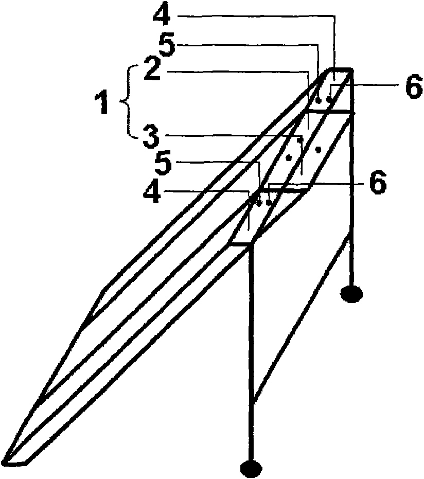 Device for producing hydrogen through decomposing water