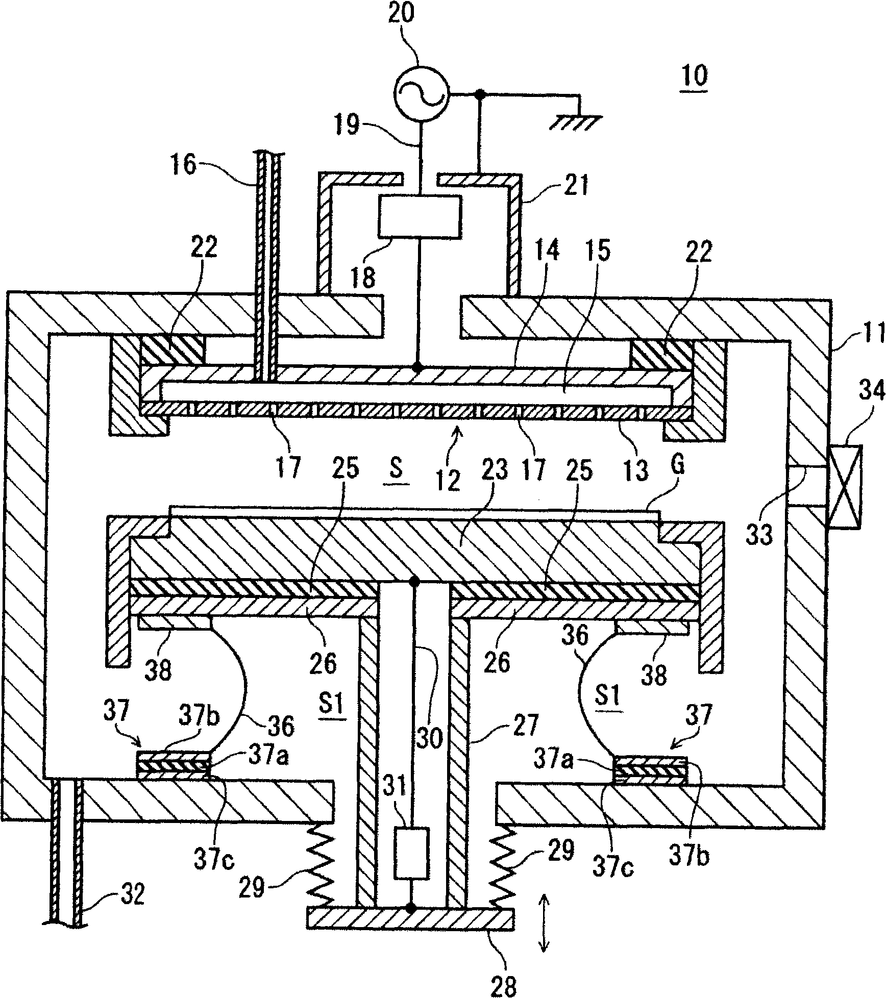 Plasma treatment apparatus and short circuit of high frequency current