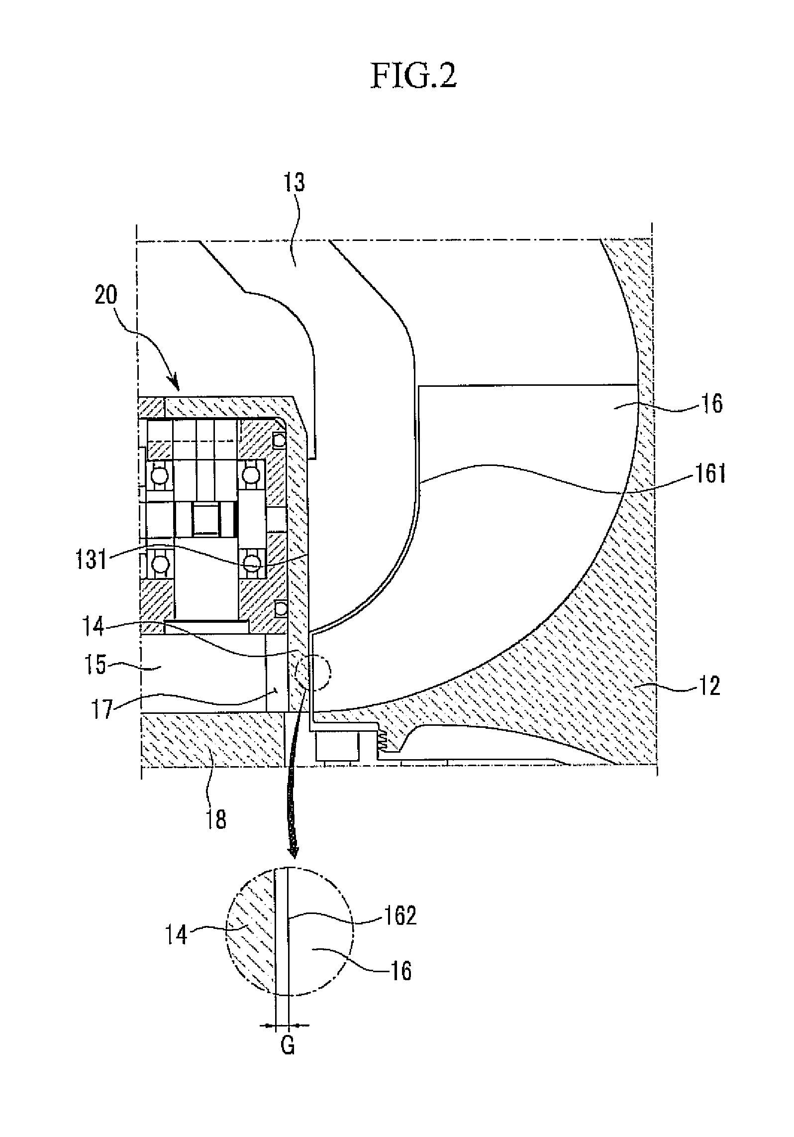 Gas compressor and method for controlling flow rate thereof