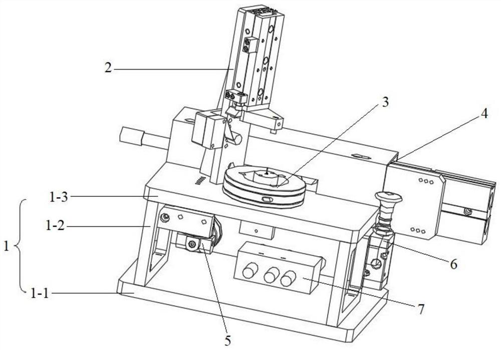 A high-precision probe crimping machine