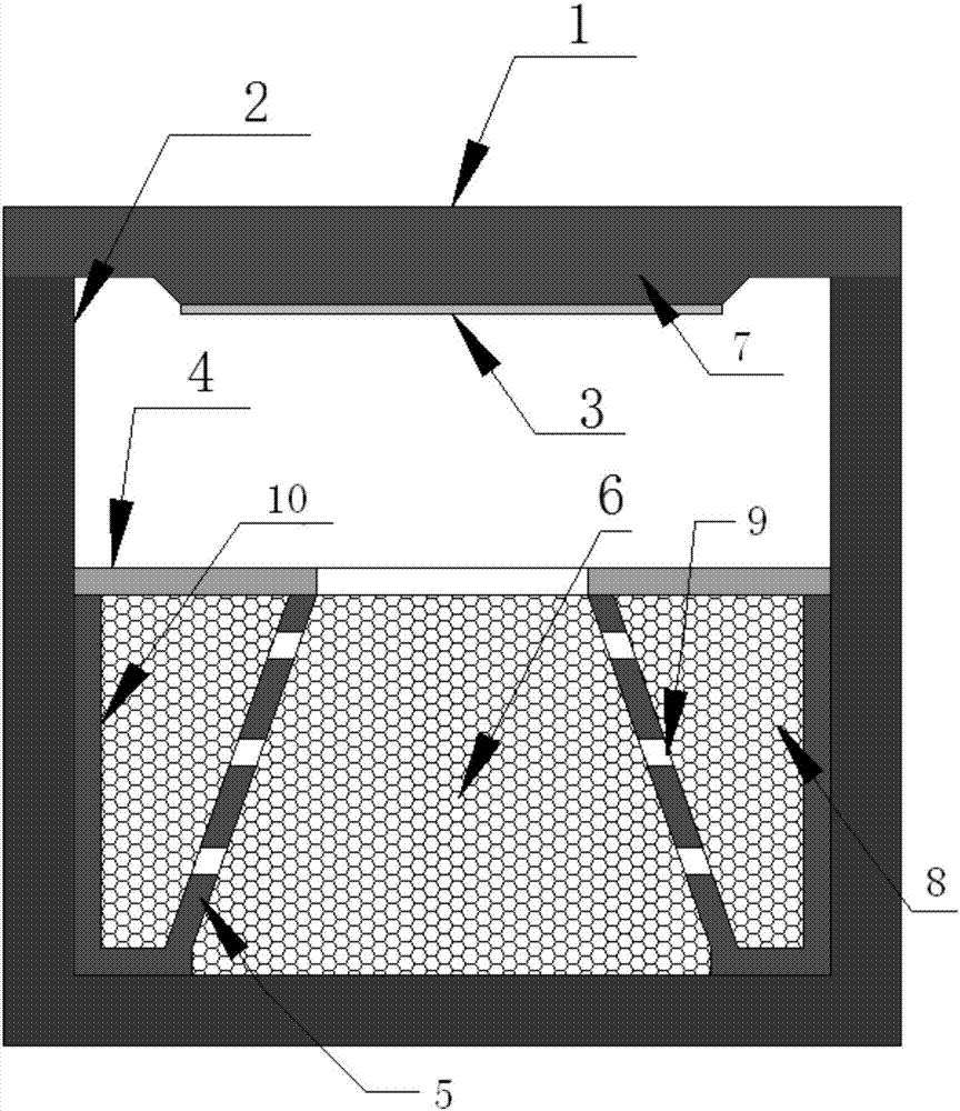 Novel crucible capable of reducing inclusions in silicon carbide single crystals and method for growing single crystals by using crucible