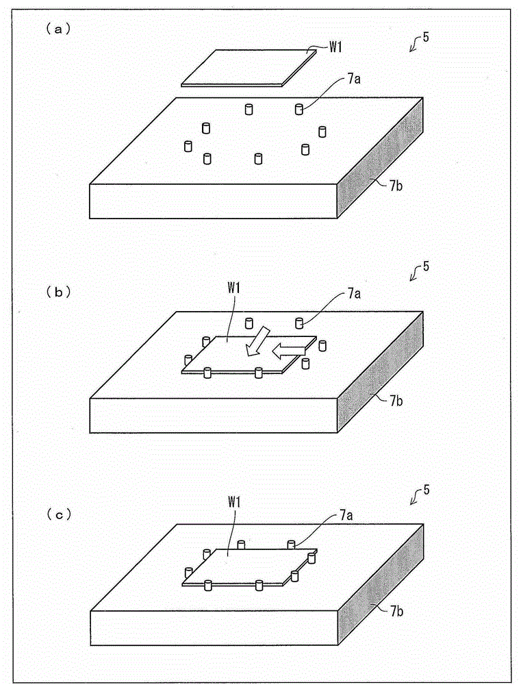 Transfer device and assembly device