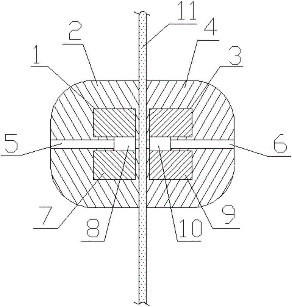 Magnetic roller for window cleaner