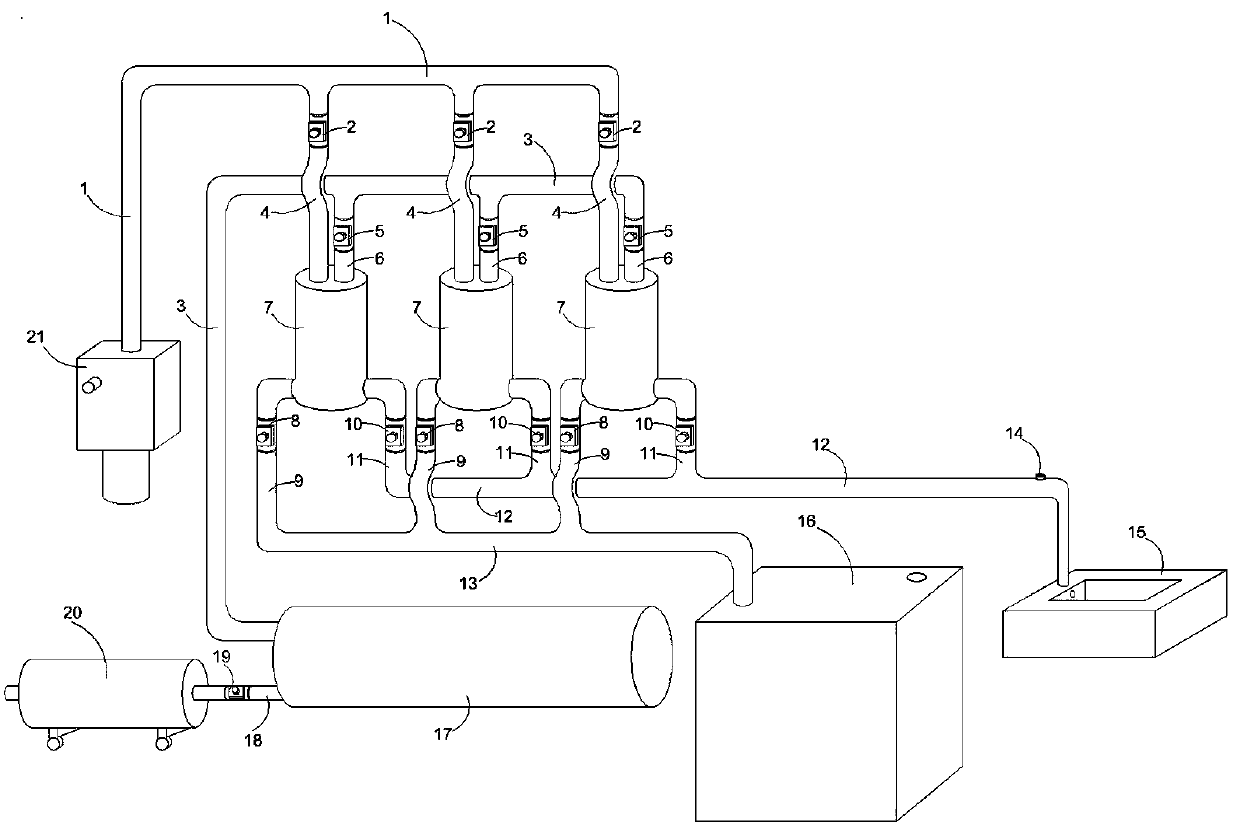 Rural toilet cleaning device and toilet flushing method thereof