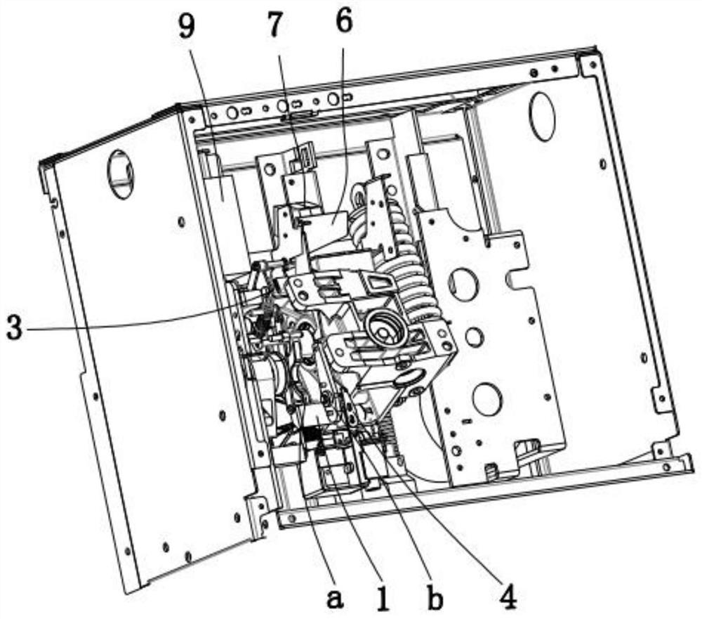 Circuit breaker closing interlocking mechanism
