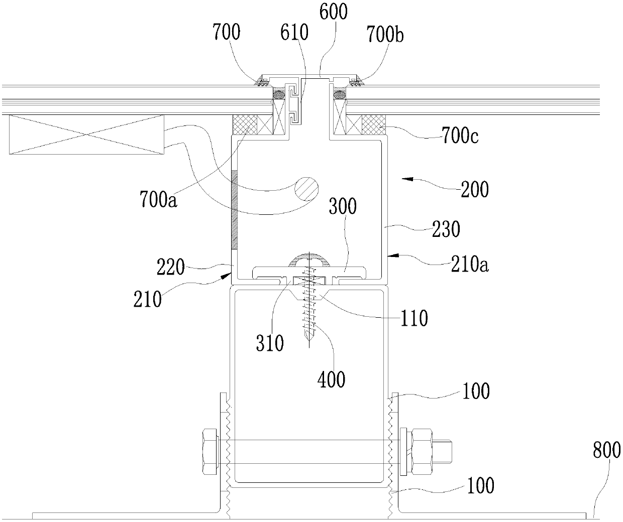 Installing mechanism and system for laying glass-base thin film solar assembly on roof